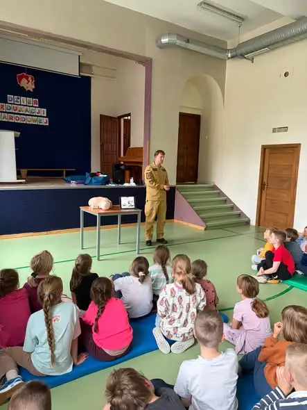 Gdańsk Oliwa: uczniowie SP 23 uczyli się pierwszej pomocy od strażaków